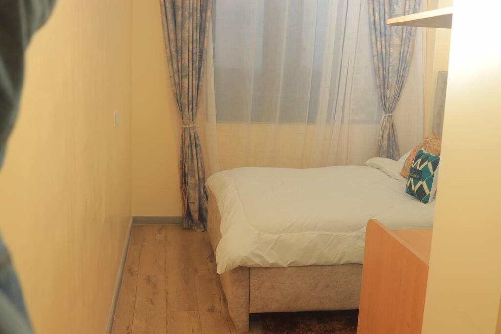 Apartment Luxury And Elegant 2 Bedroom With Views *