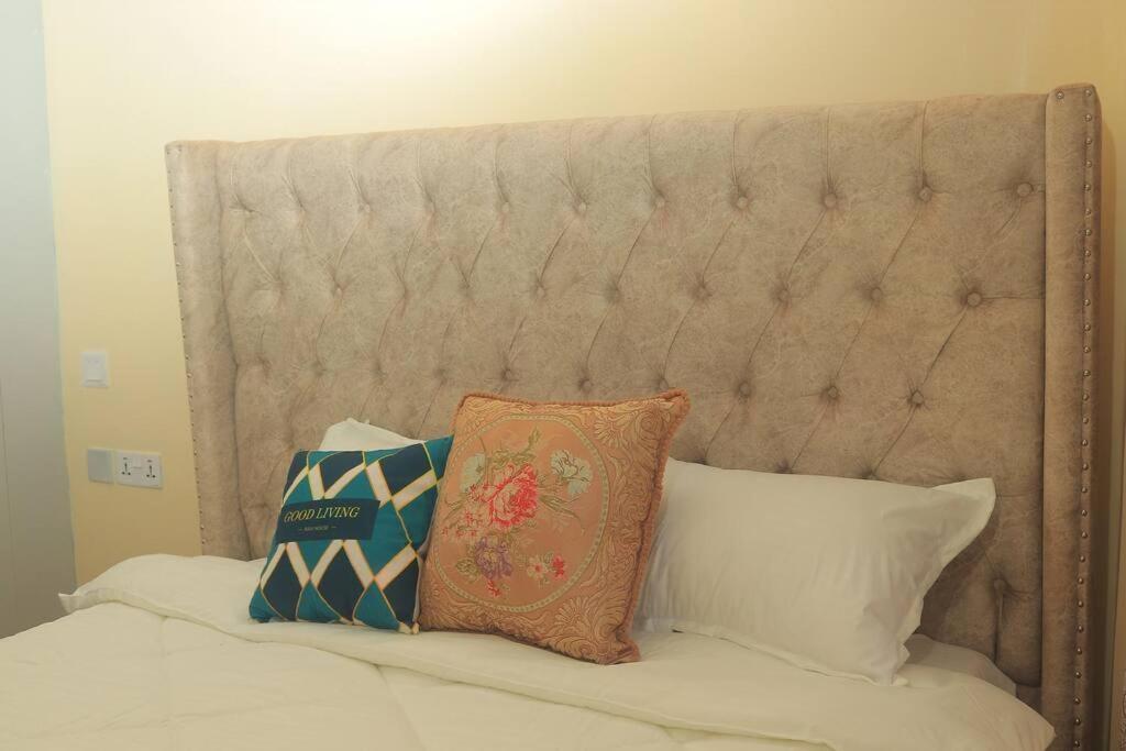 Luxury And Elegant 2 Bedroom With Views Apartment Nairobi