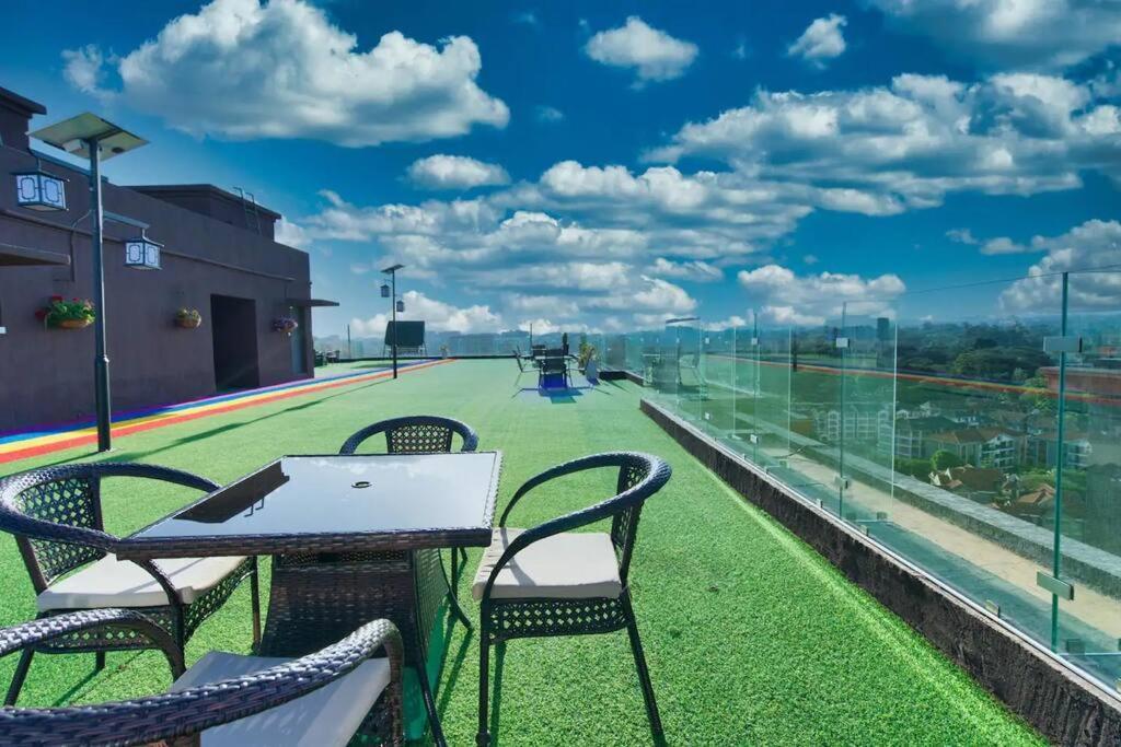 Luxury And Elegant 2 Bedroom With Views Nairobi