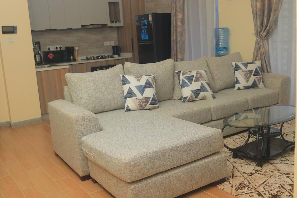 Luxury And Elegant 2 Bedroom With Views Apartment Nairobi