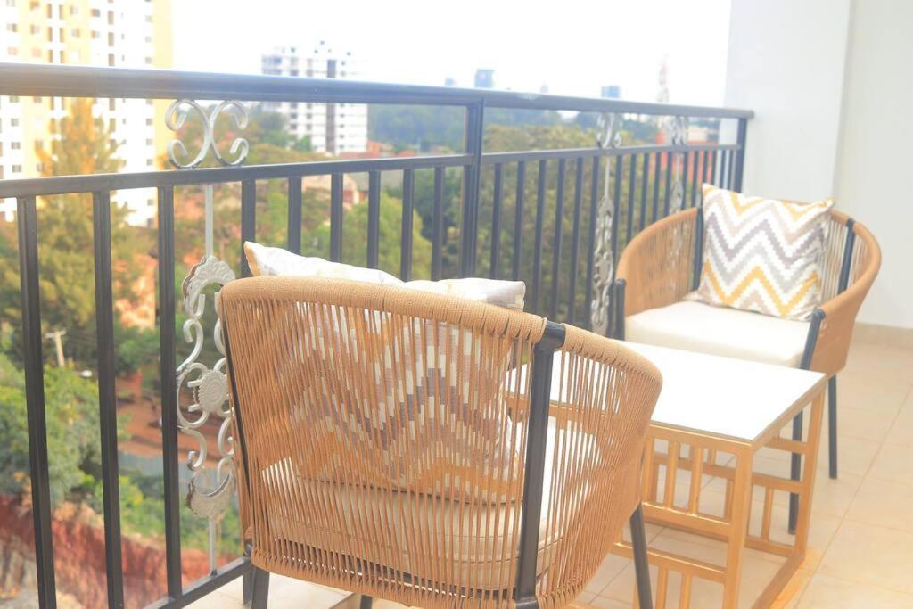 Luxury And Elegant 2 Bedroom With Views