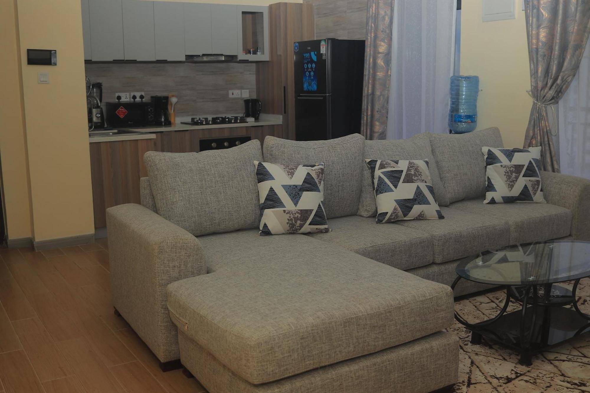 Apartment Luxury And Elegant 2 Bedroom With Views Nairobi