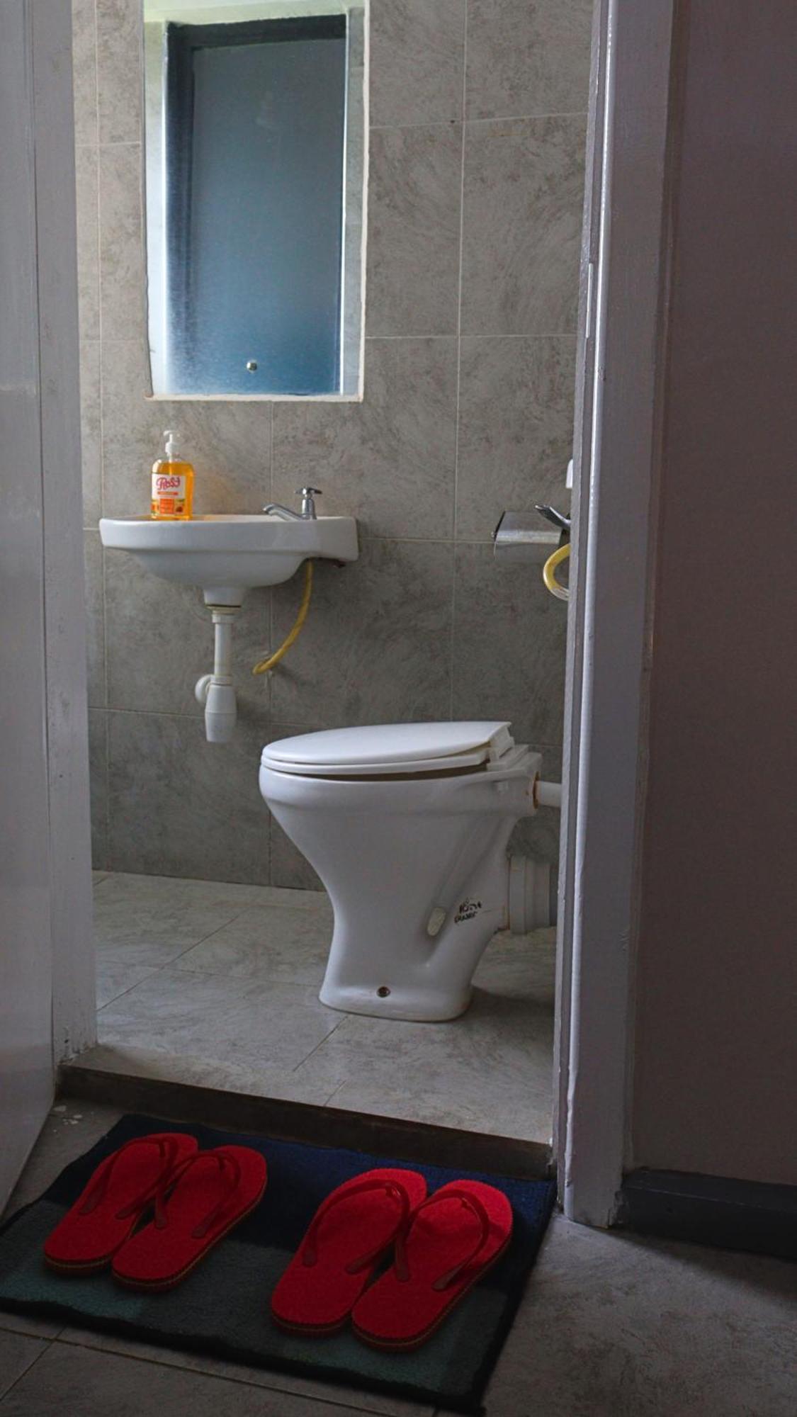 Apartment Definitehomes1 - Fully Furnished With A Rooftop Restaurant Near Jkia Airport, Downtown