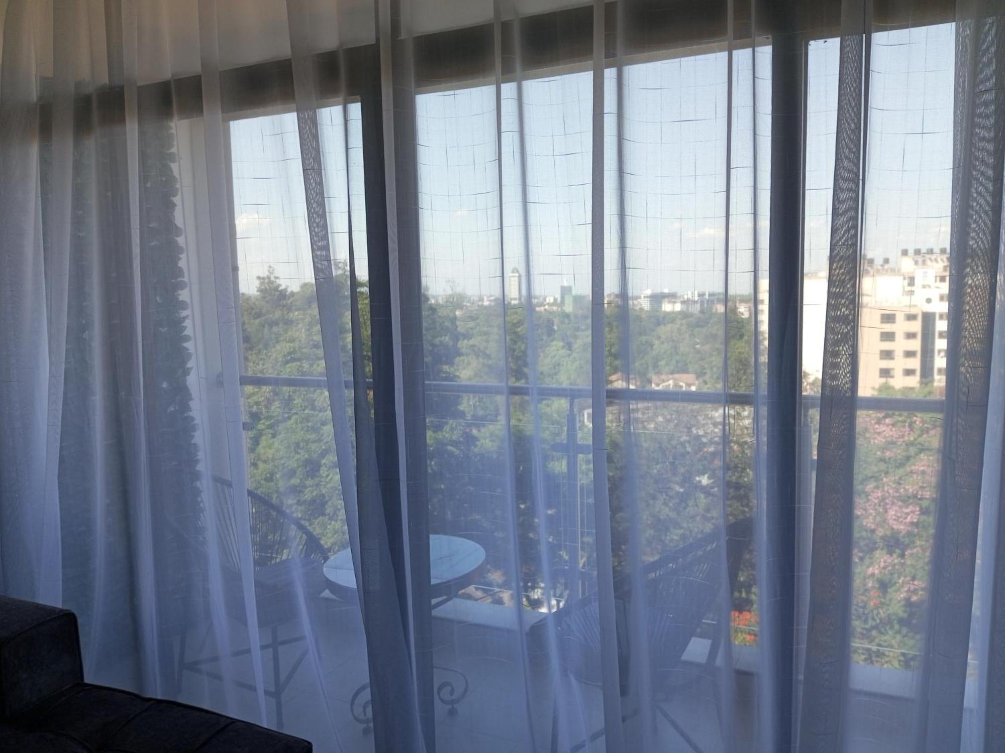 Apartment Tranquil 7th Floor Near Art Caffe Market Nairobi