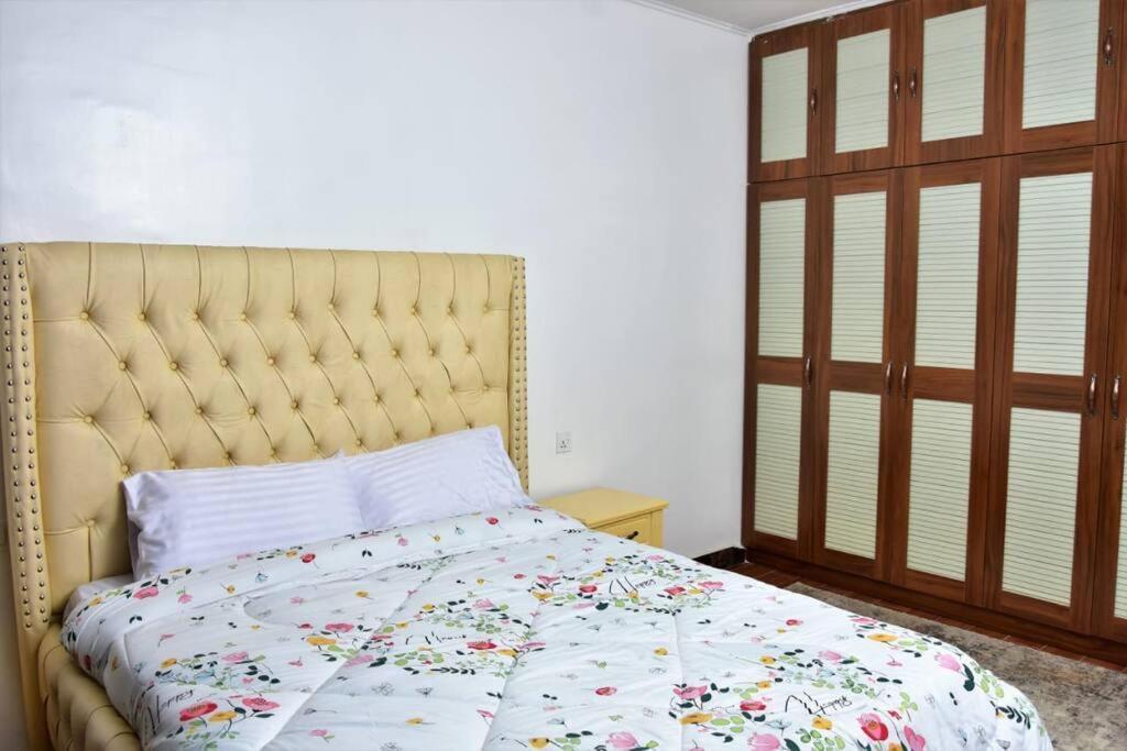 Apartment Away From Home, Cozy 3 Bedroom Nairobi