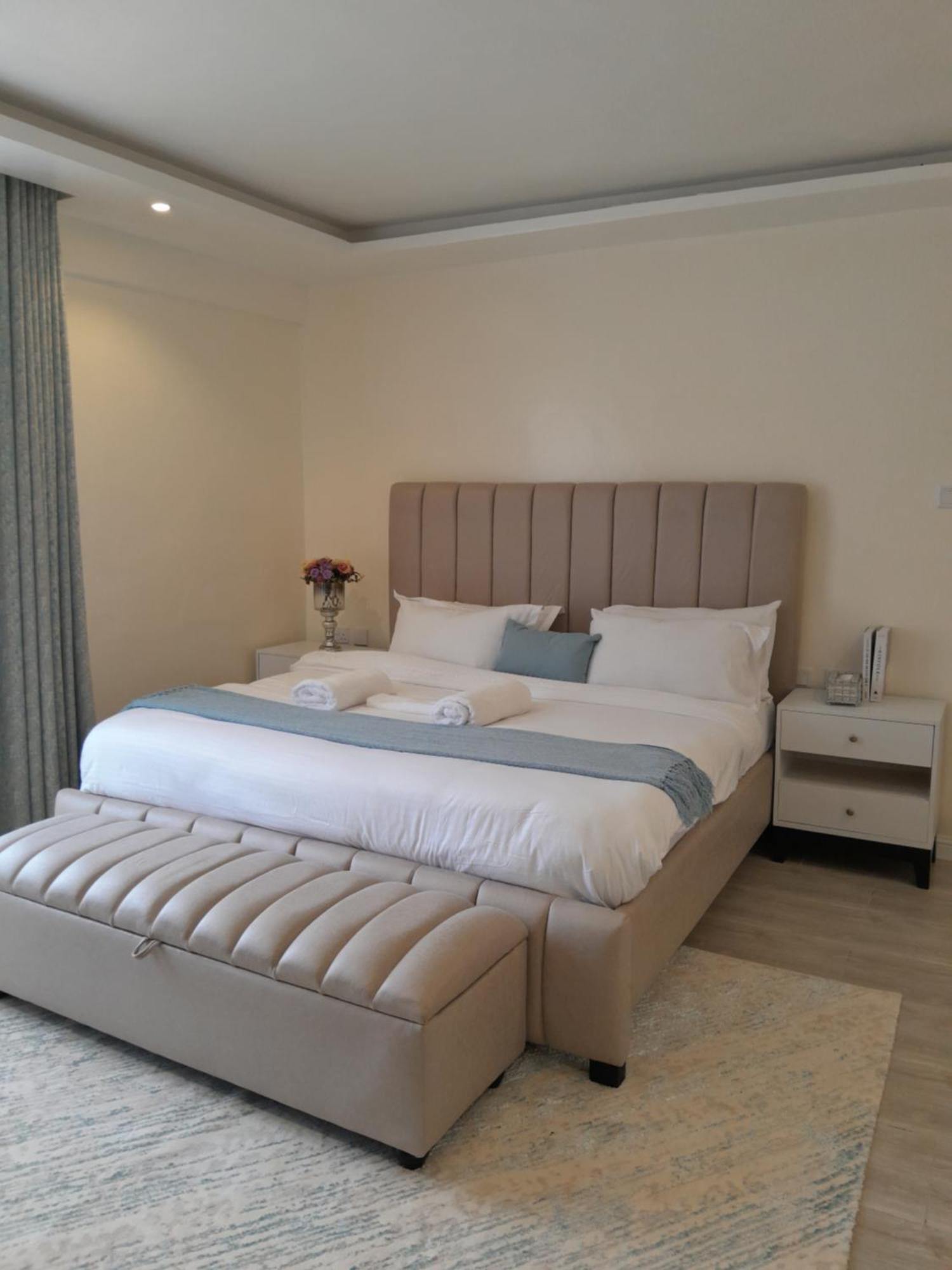 Apartment Azania Cozy Units 5 Minutes To Sarit Centre