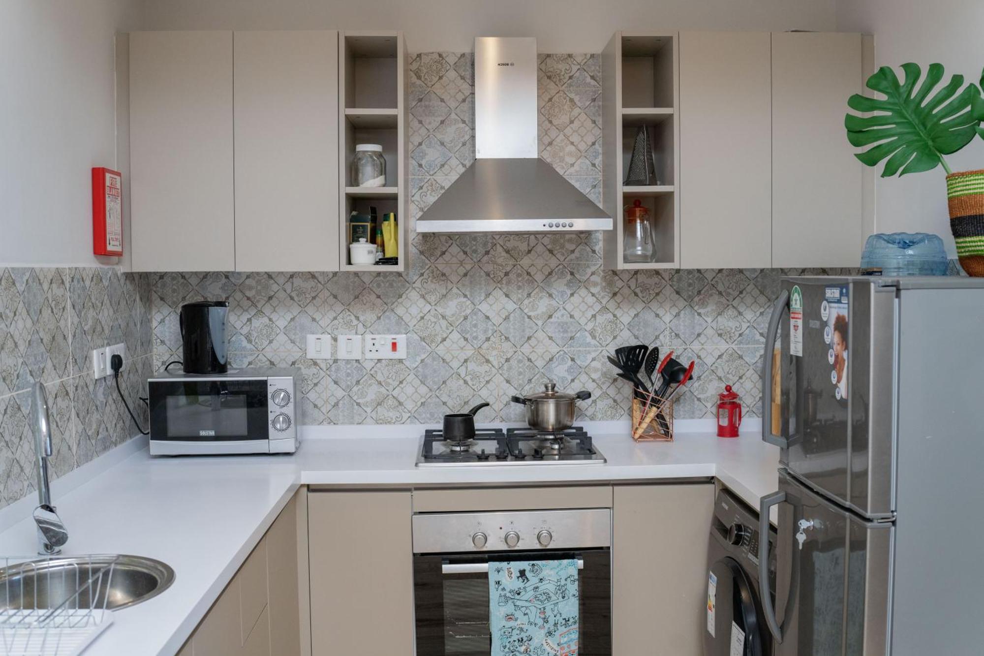 Elite Resience 1 Bedroom With Gym& Pool *