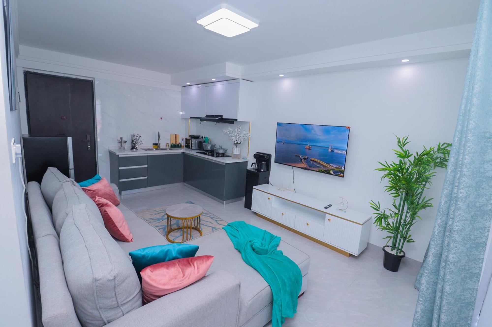 Skyline Splendor With City Views, Mini Golf, Spa And Restaurant In Kilimani