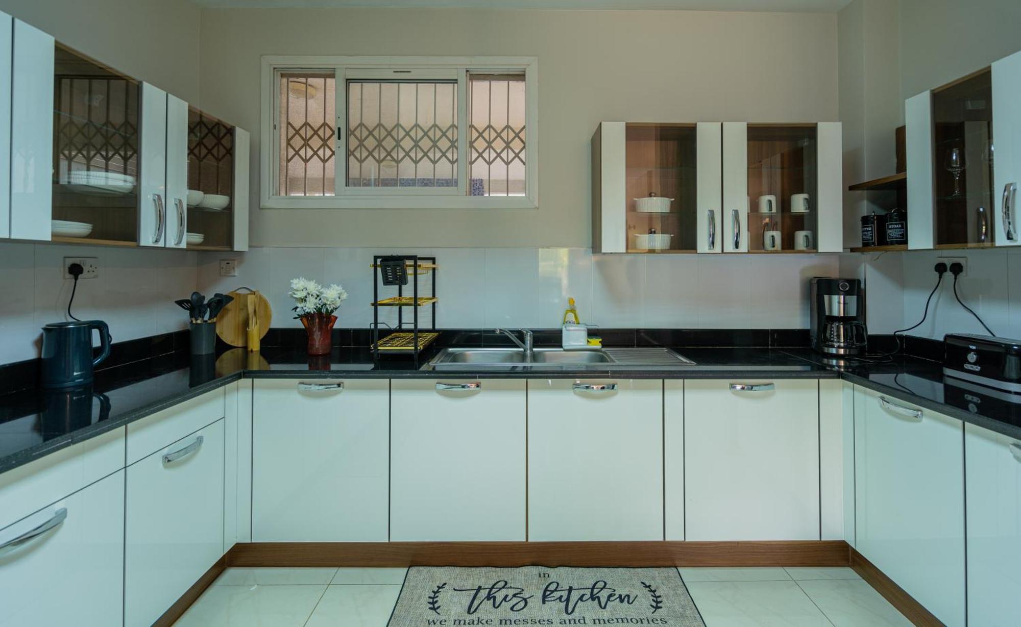 Exquisite 2 Bedroom, Lux Living At Riverside Apartment Nairobi
