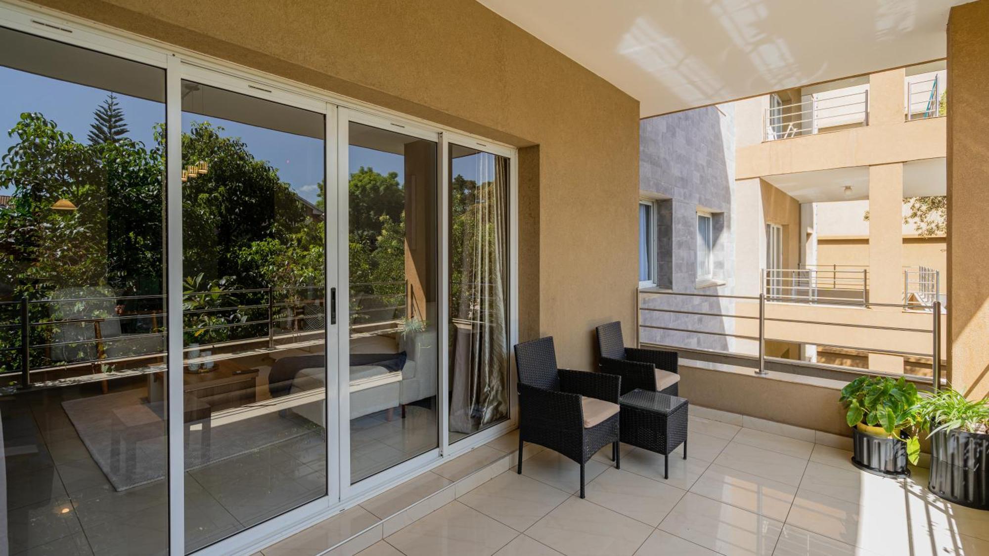 Apartment Exquisite 2 Bedroom, Lux Living At Riverside *
