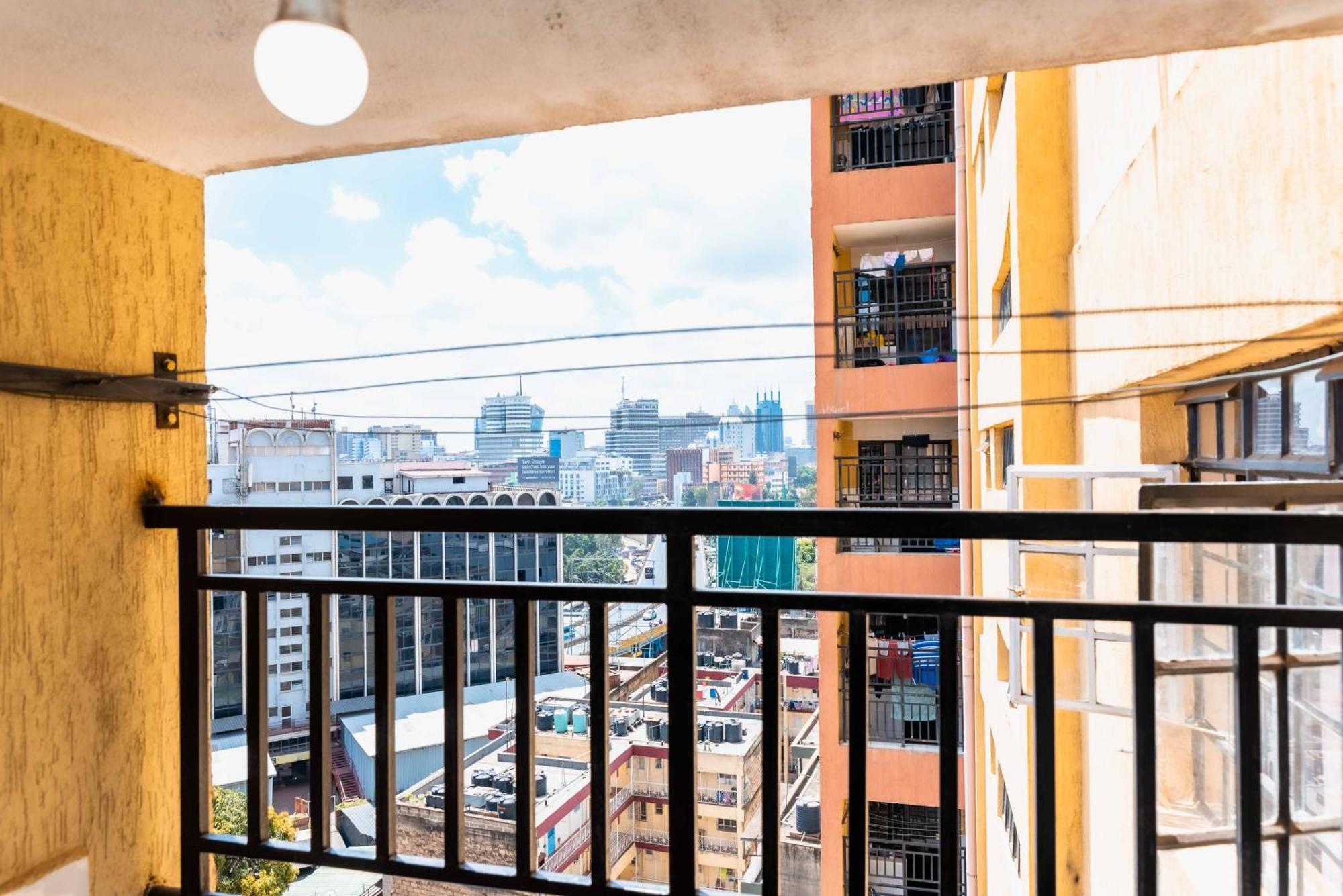 Apartment 2bed 5 Minute Walking Distance To Cbd/town *