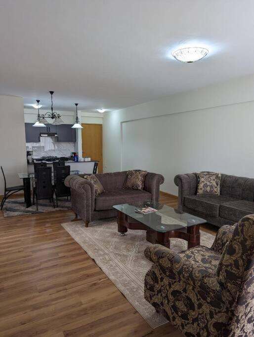 Apartment Exquisite 3 Bedroom