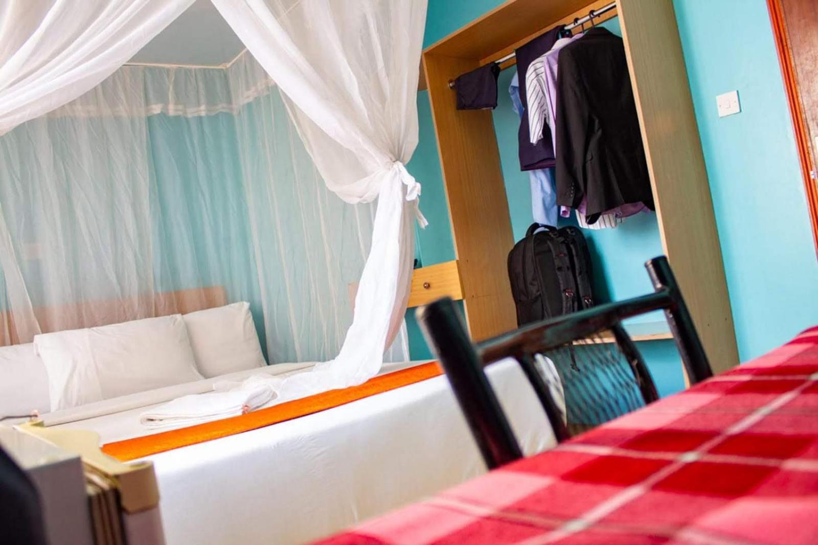 Love hotel Deka