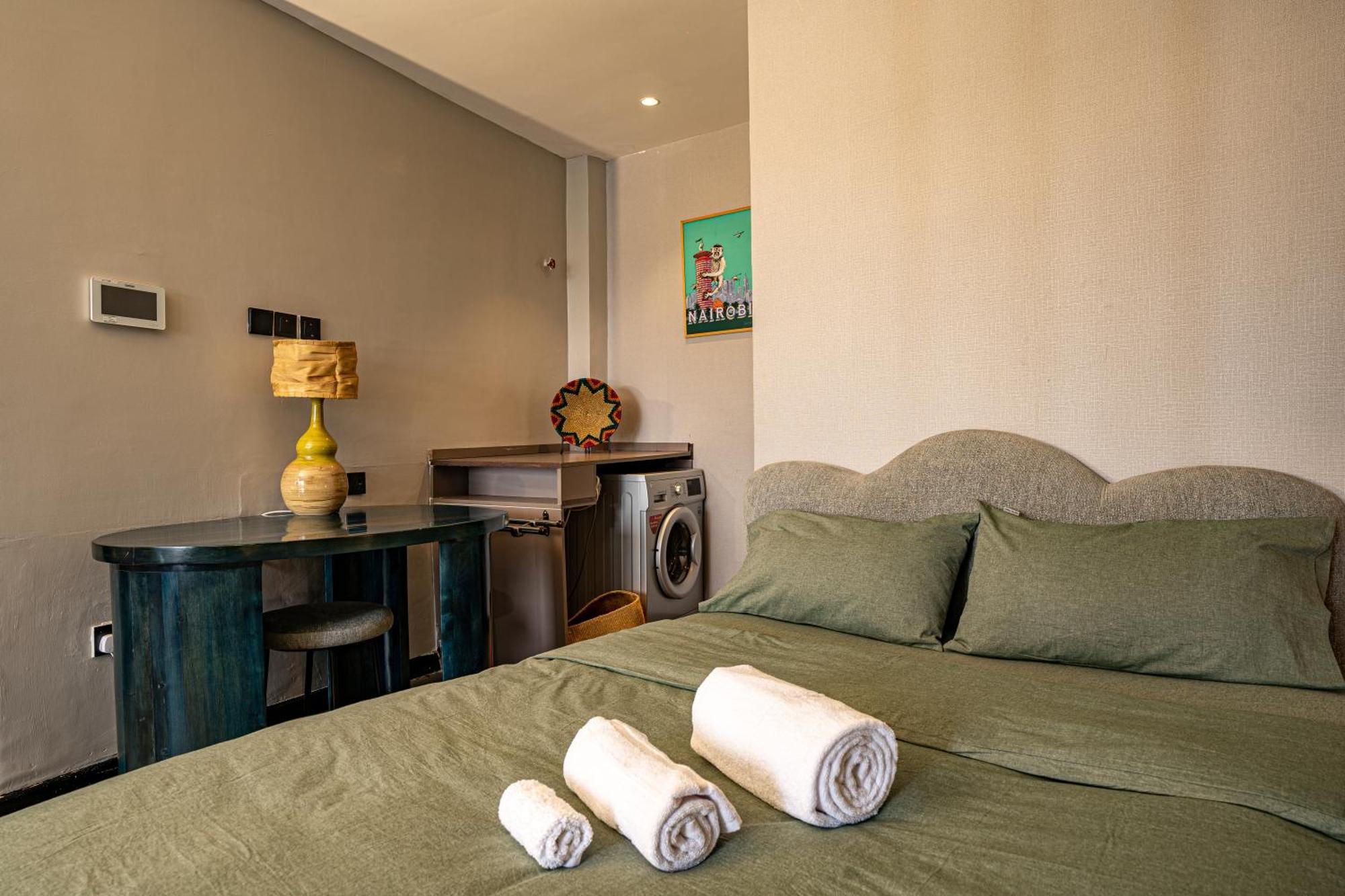 Escada & 2-bedroom, Rooftop Swimming Pool, Gym, Workspace, Wonderiss Homes Westland Living Apartamento