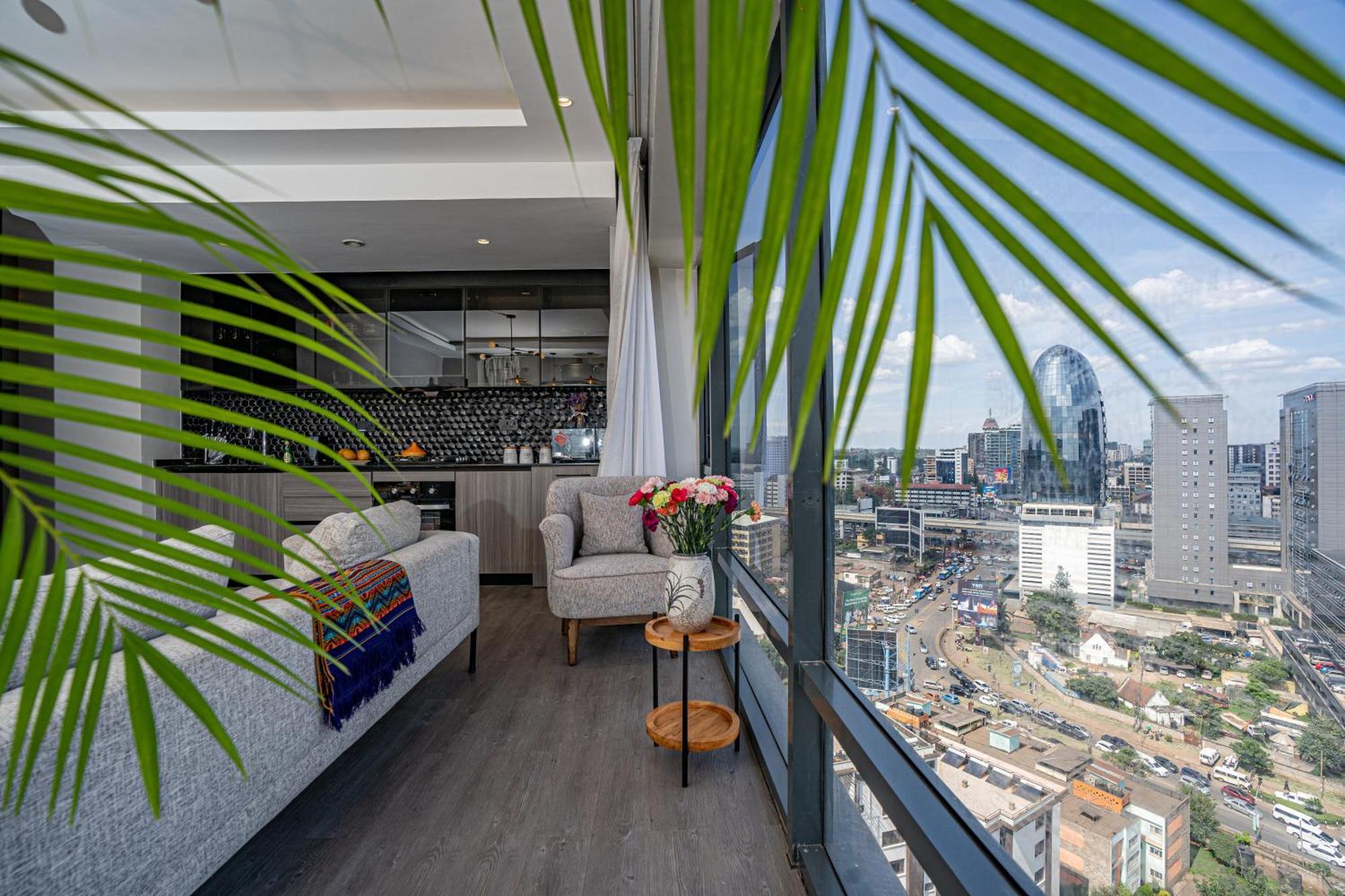 Escada & 2-bedroom, Rooftop Swimming Pool, Gym, Workspace, Wonderiss Homes Westland Living