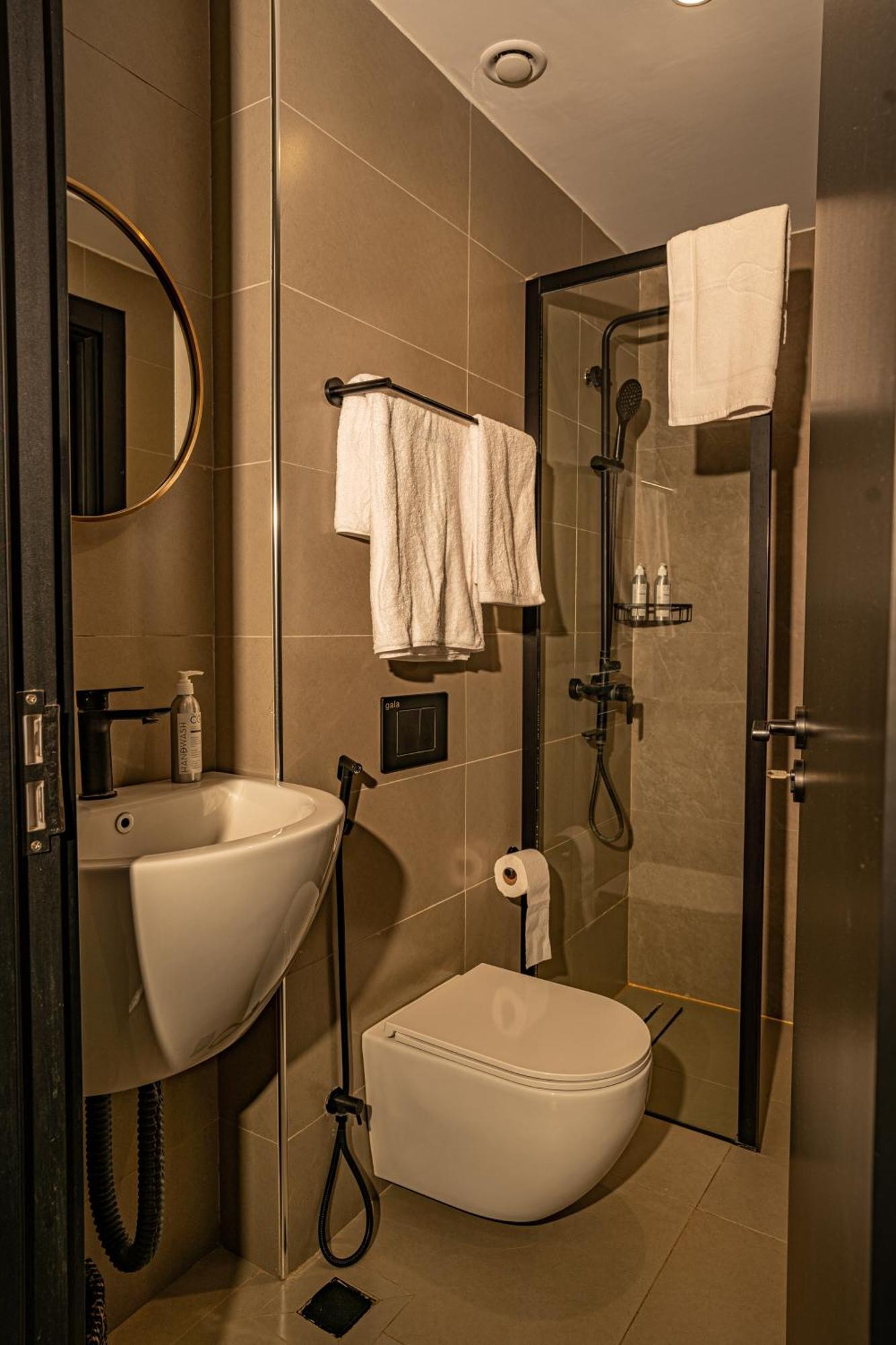 Apartment Escada & 2-bedroom, Rooftop Swimming Pool, Gym, Workspace, Wonderiss Homes Westland Living *