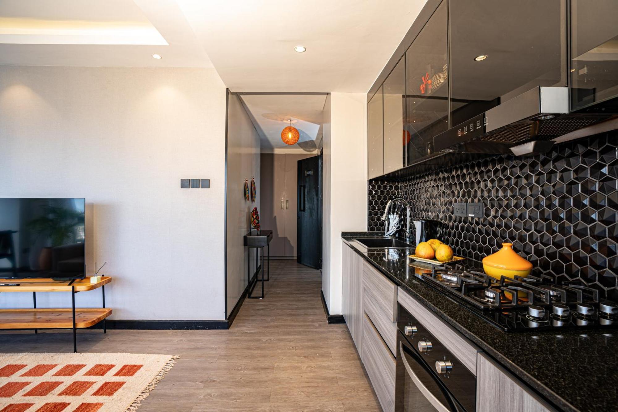 Escada & 2-bedroom, Rooftop Swimming Pool, Gym, Workspace, Wonderiss Homes Westland Living Apartment *