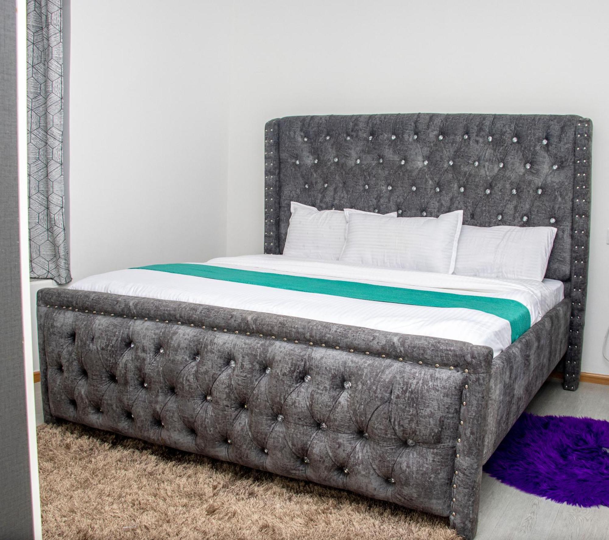 Royalty Apartment *