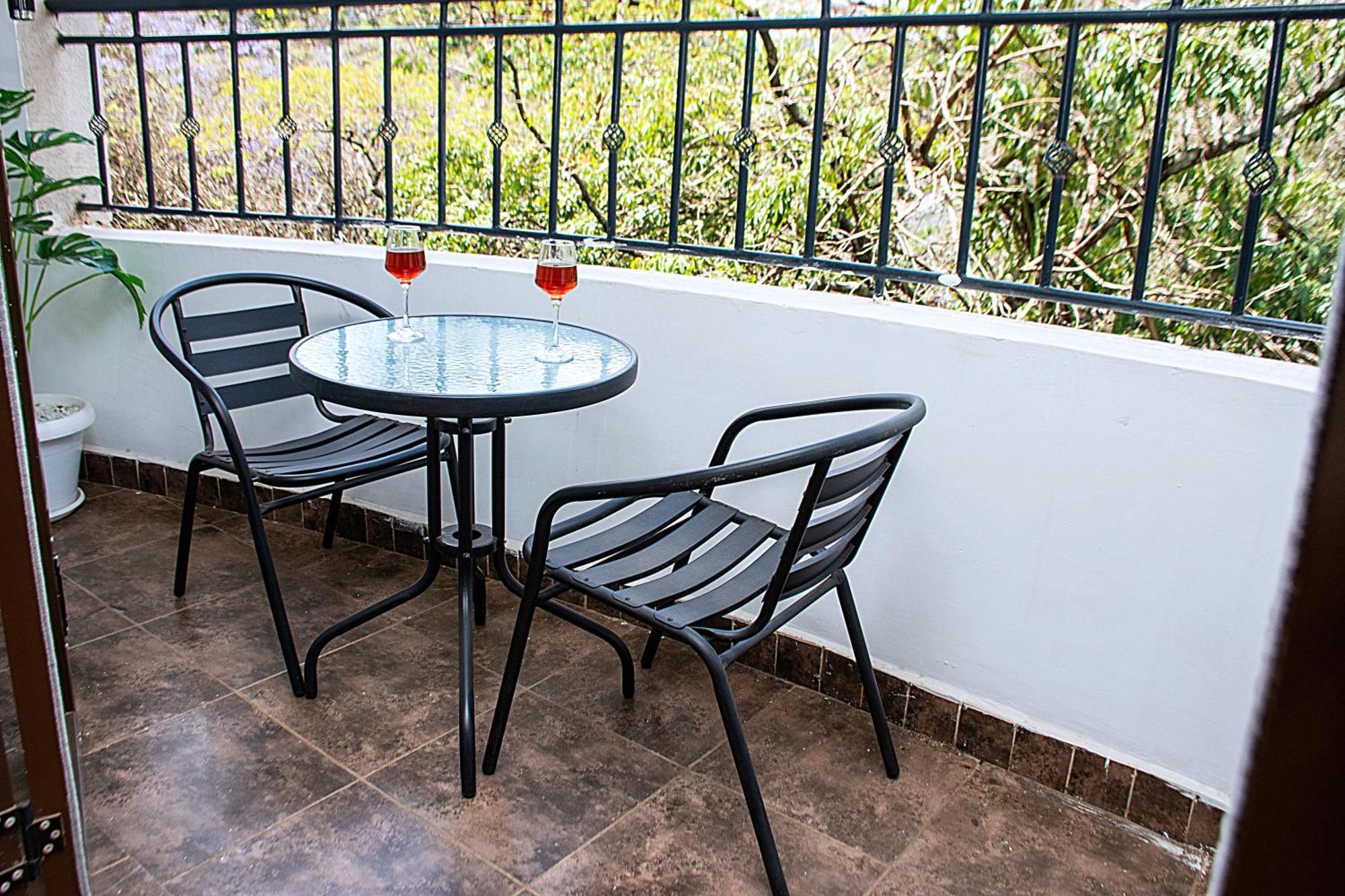 Casa Misa Riverside Duplex Homestay