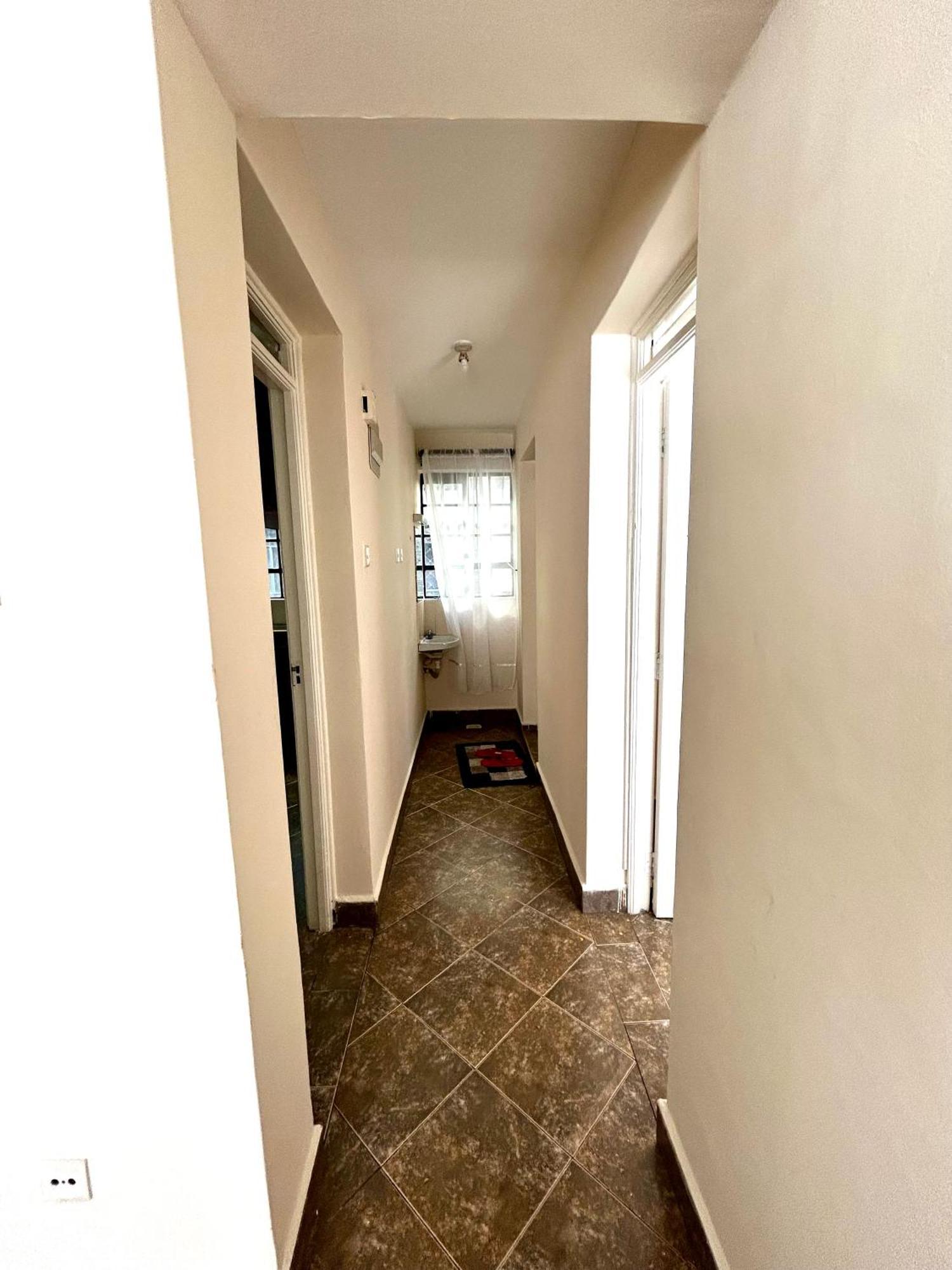 Eland Court Apartment *