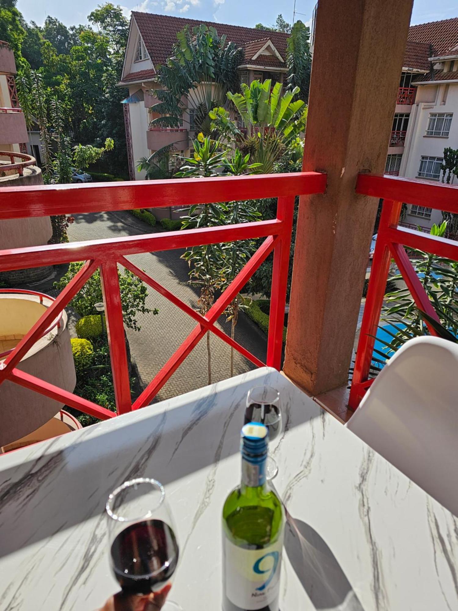 Apartamento Cosy And Accessible 1br Penthouse With Terrace