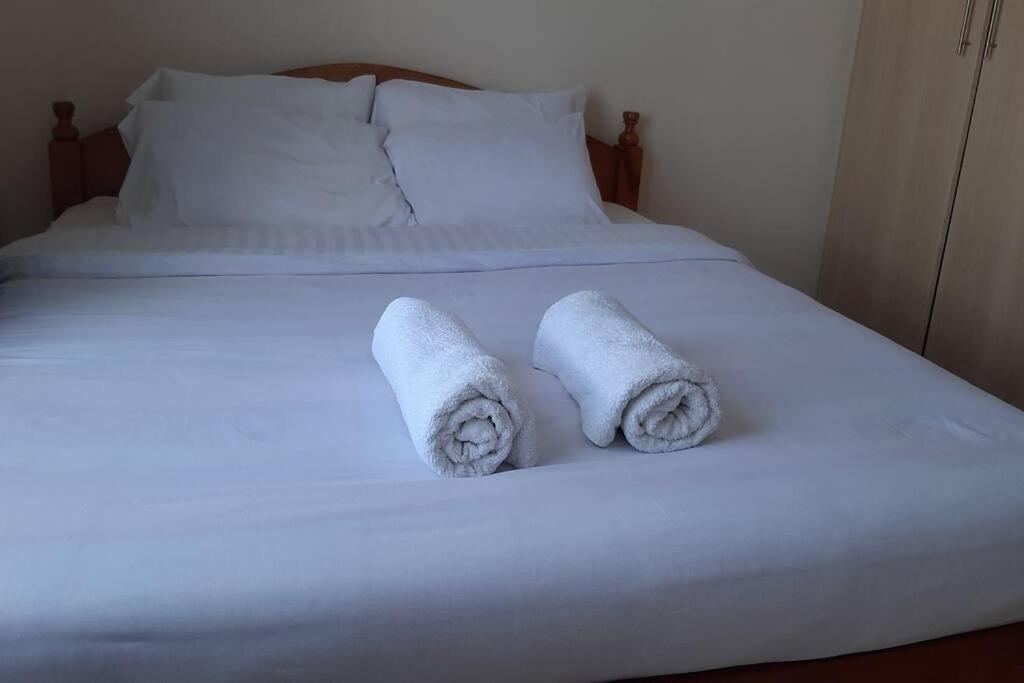 Cozy 1Br Retreat In Leafy Kitisuru, Near Un, Premier Shopping Malls & Jkia Expressway Apartment *