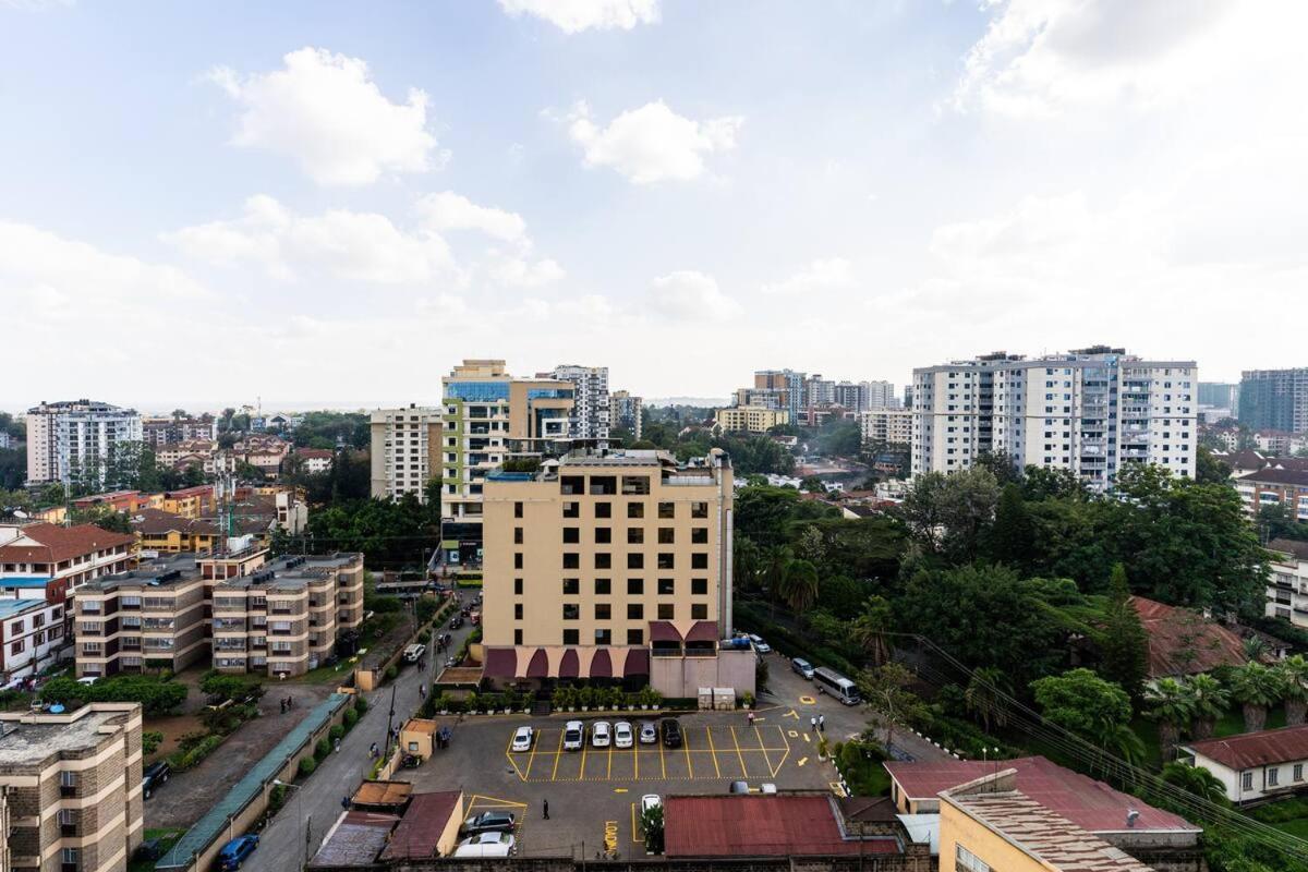 Luxurious-2 Bedroom With A Swimming Pool In Kilimani Apartment