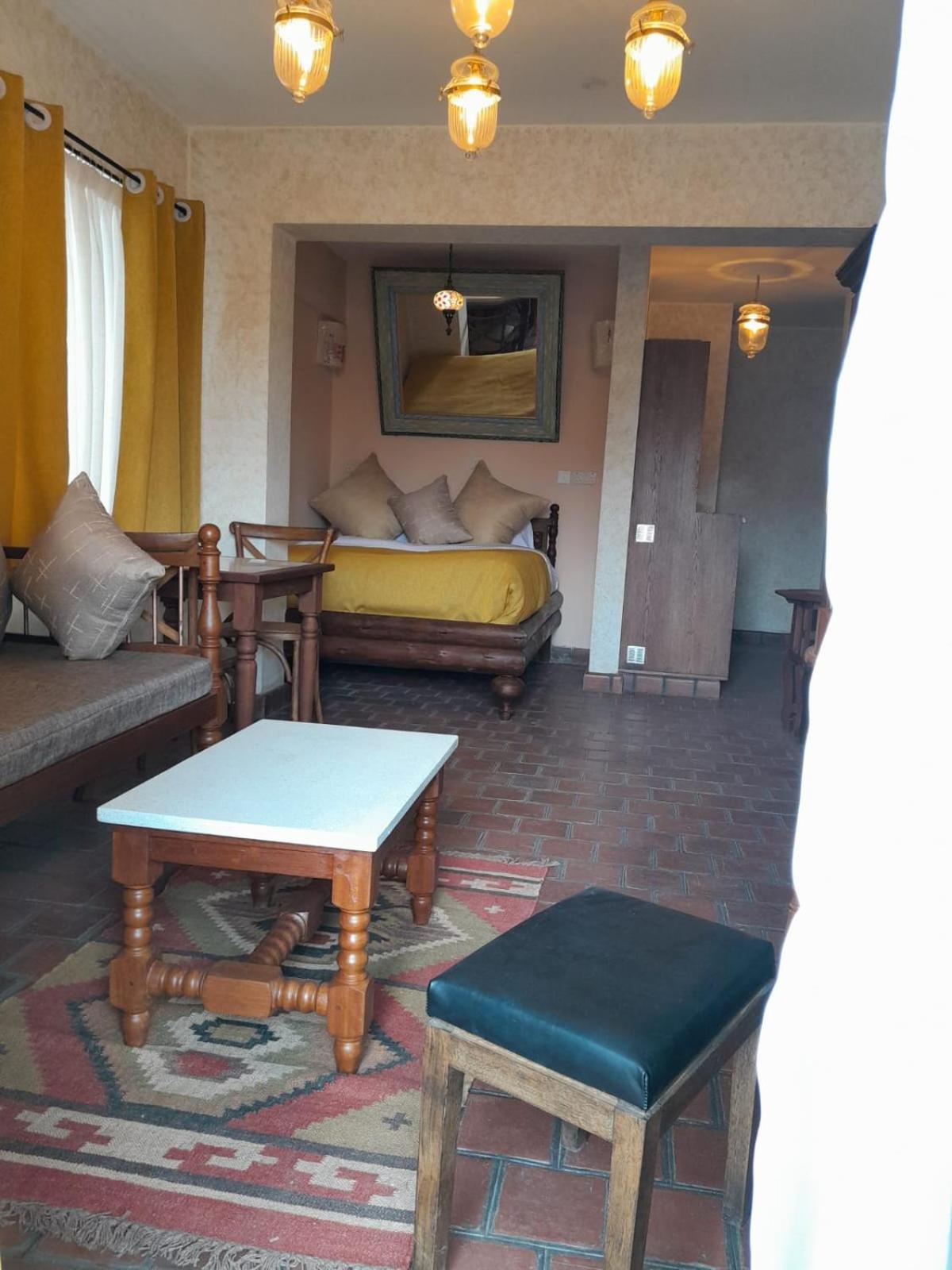 Hotel Woodmere Grand Hotel & Serviced Apartments 3*