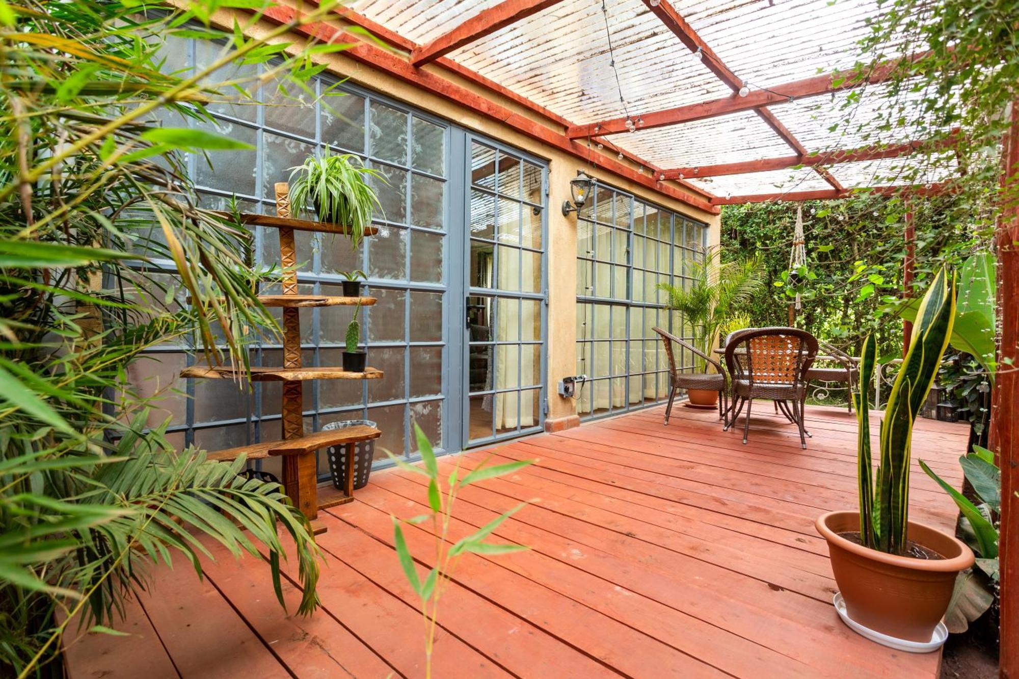 Apartment The Jungle Oasis With Heated Pool Nairobi