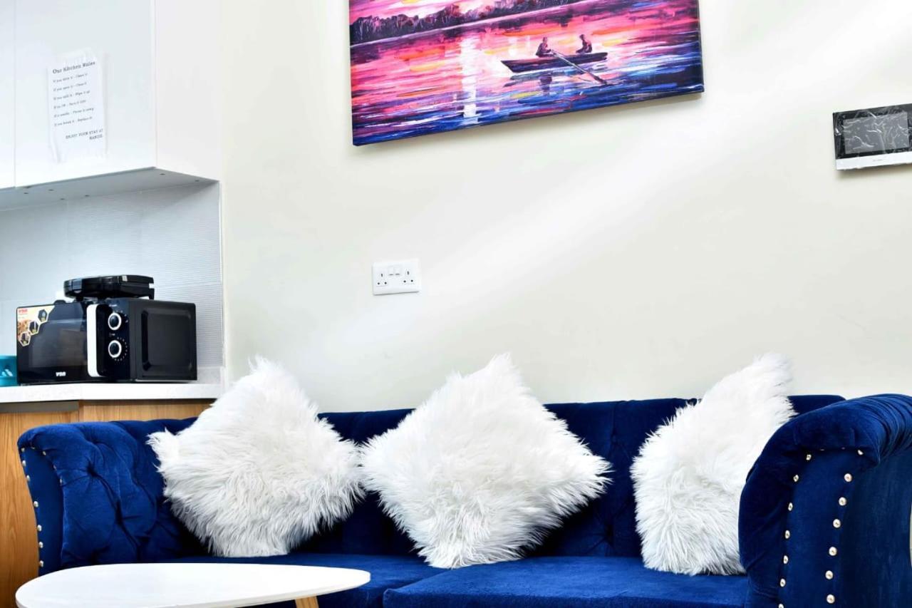 Kandiz Exquisite Bed & Breakfast *