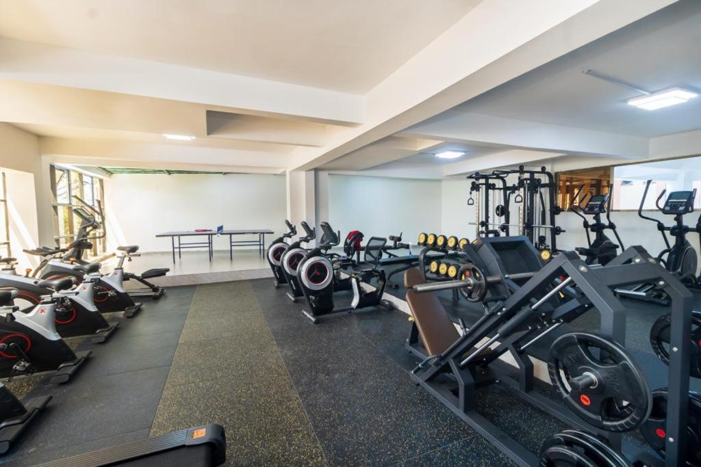 Staroot Next To Yaya Center Mall-kilimani *