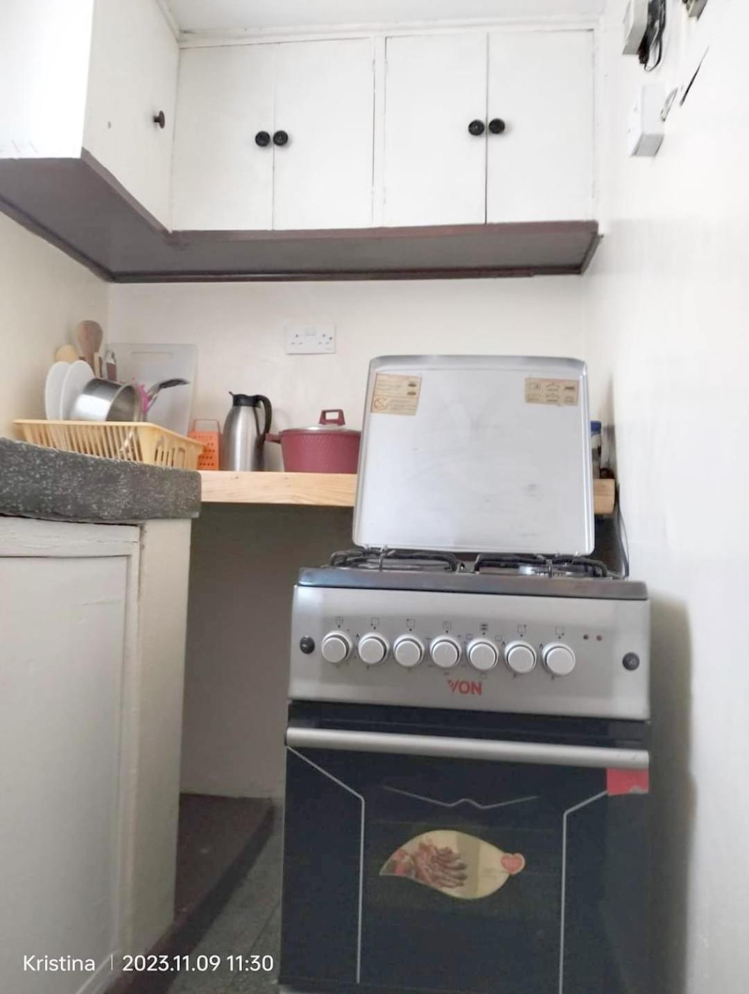 Airbnb *