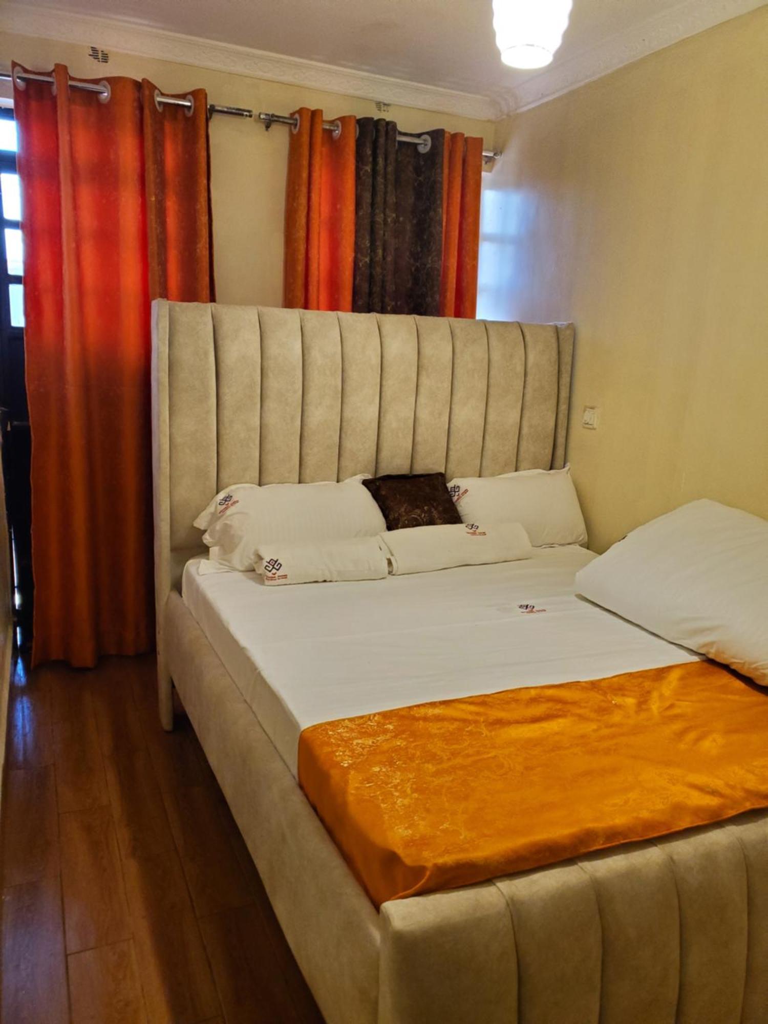 Apartment Glenolden Homes