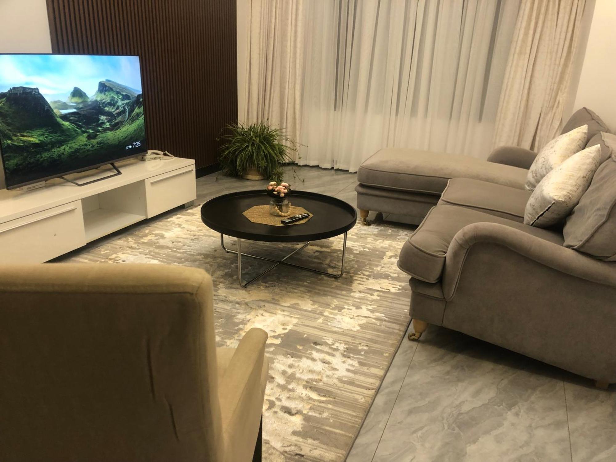 Luxurious Apartment