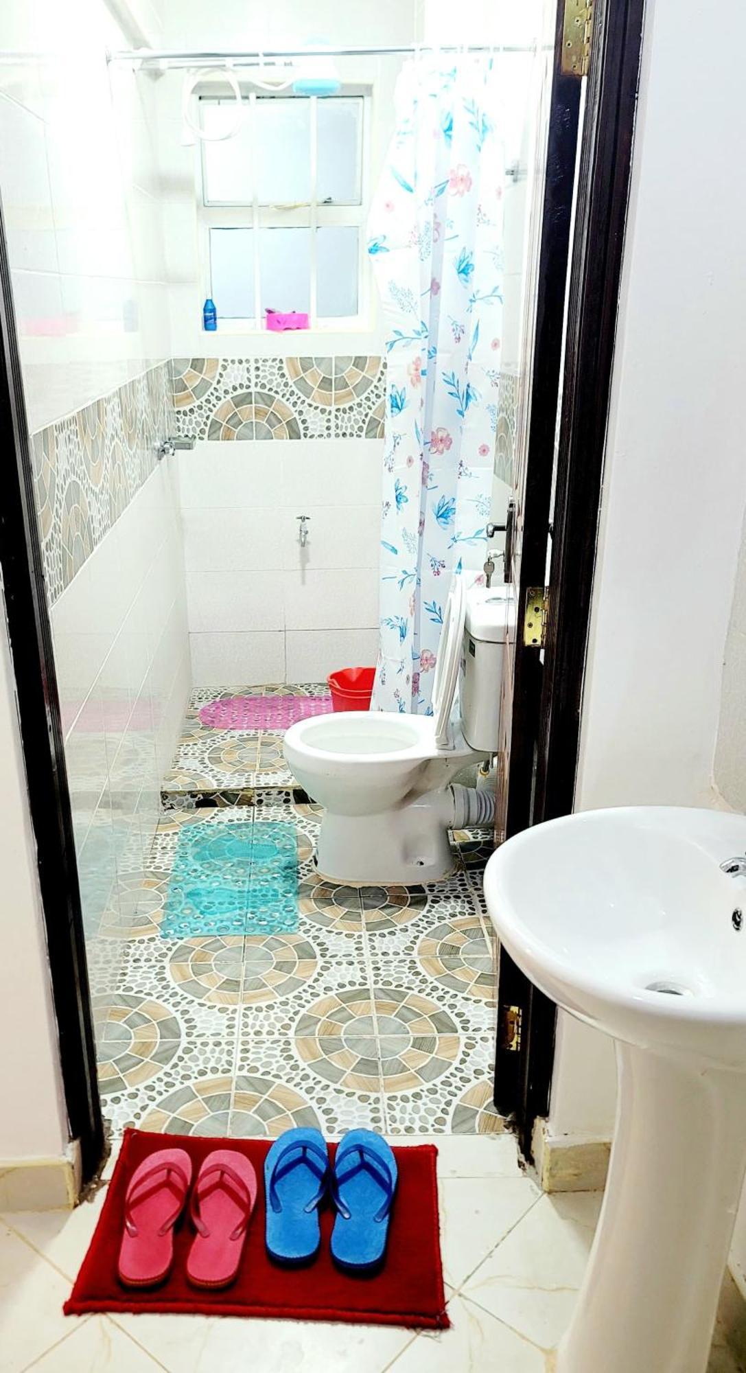 Luxurious Newly Fully Furnished * Nairobi
