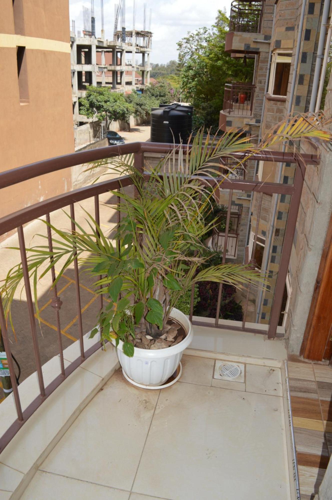 Roma - Prestigious Lifestyle 2 Bedroom Ensuite Opp Garden Mall *