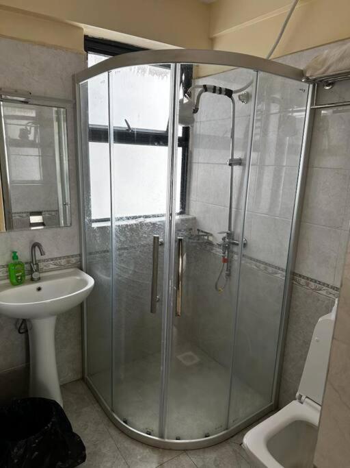 Apartment Luxury Two Bedroom In Kilimani Nairobi
