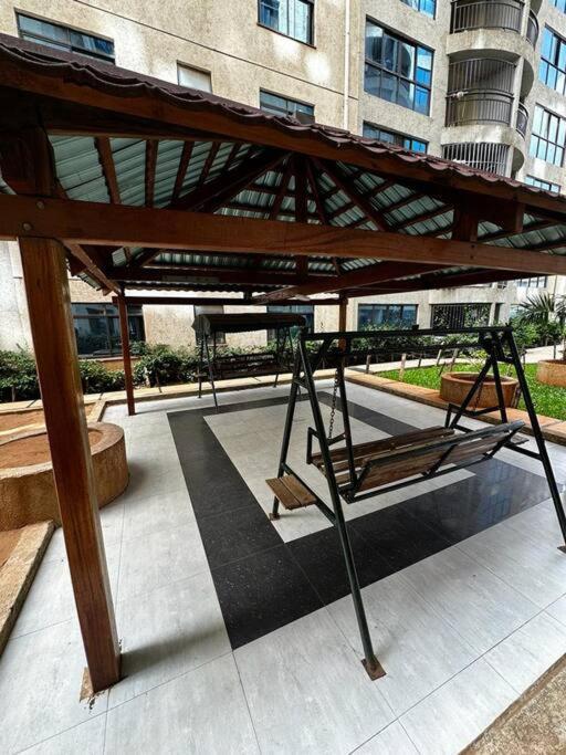 Luxury Two Bedroom In Kilimani Apartment *