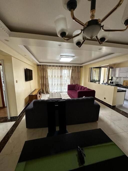 Luxury Two Bedroom In Kilimani * Nairobi