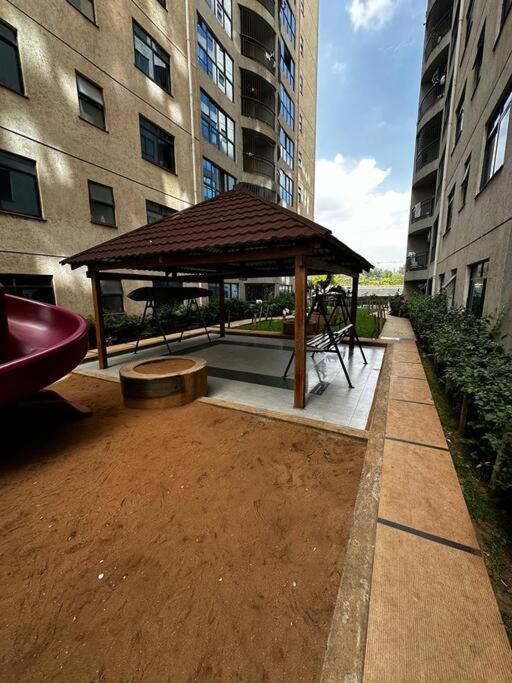 Apartment Luxury Two Bedroom In Kilimani