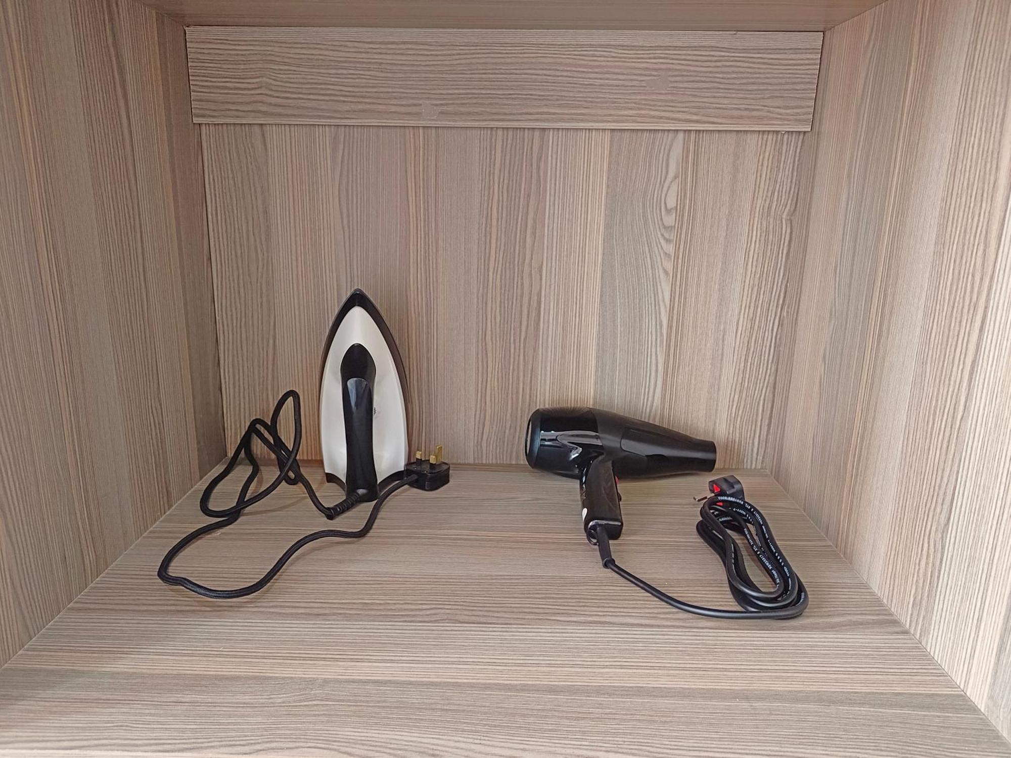 Modern 1Br Apartment With Stunning City Views - Free Parking & Wifi Apartment