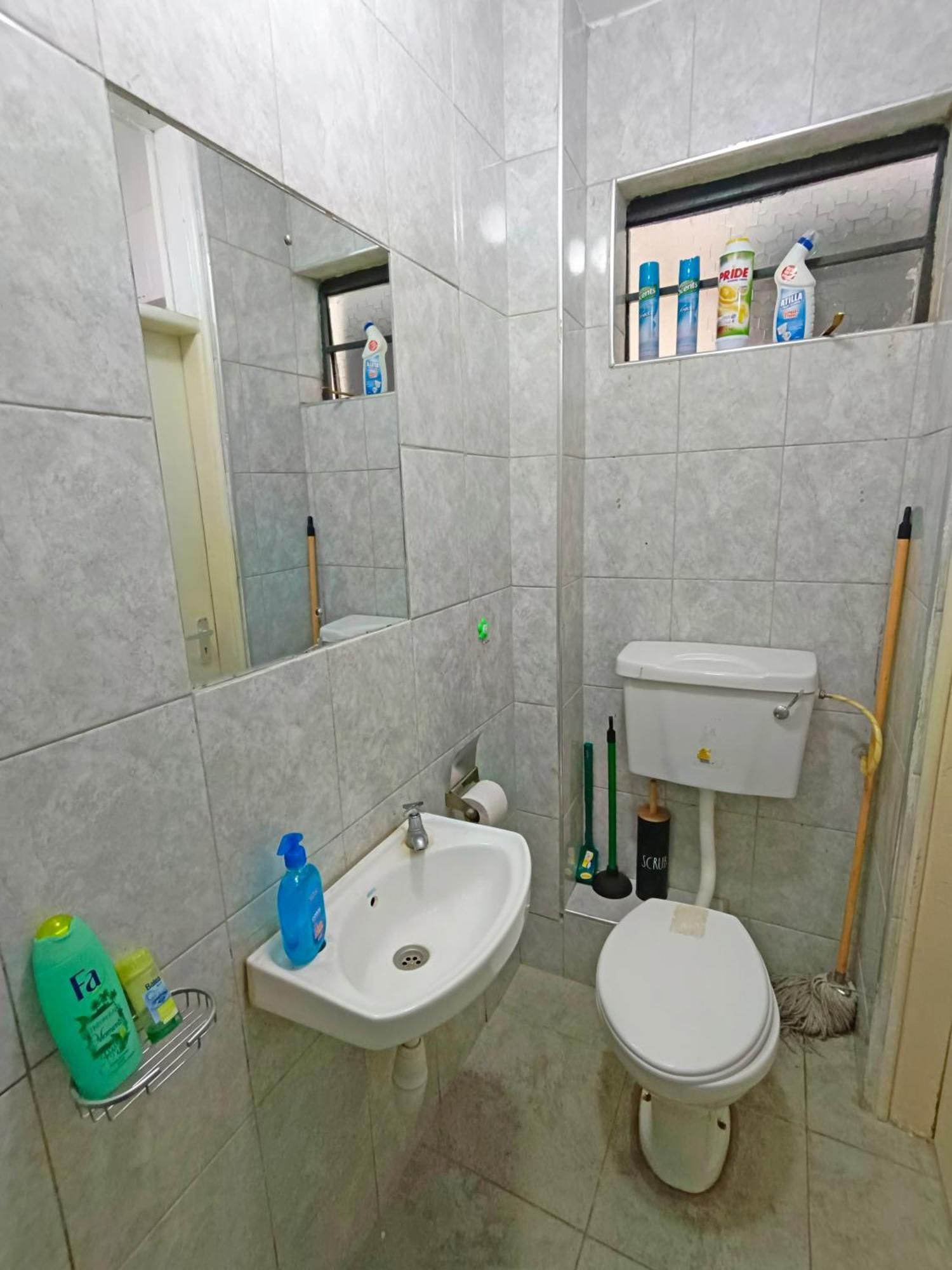 Apartment Modern 1Br Apartment With Stunning City Views - Free Parking & Wifi