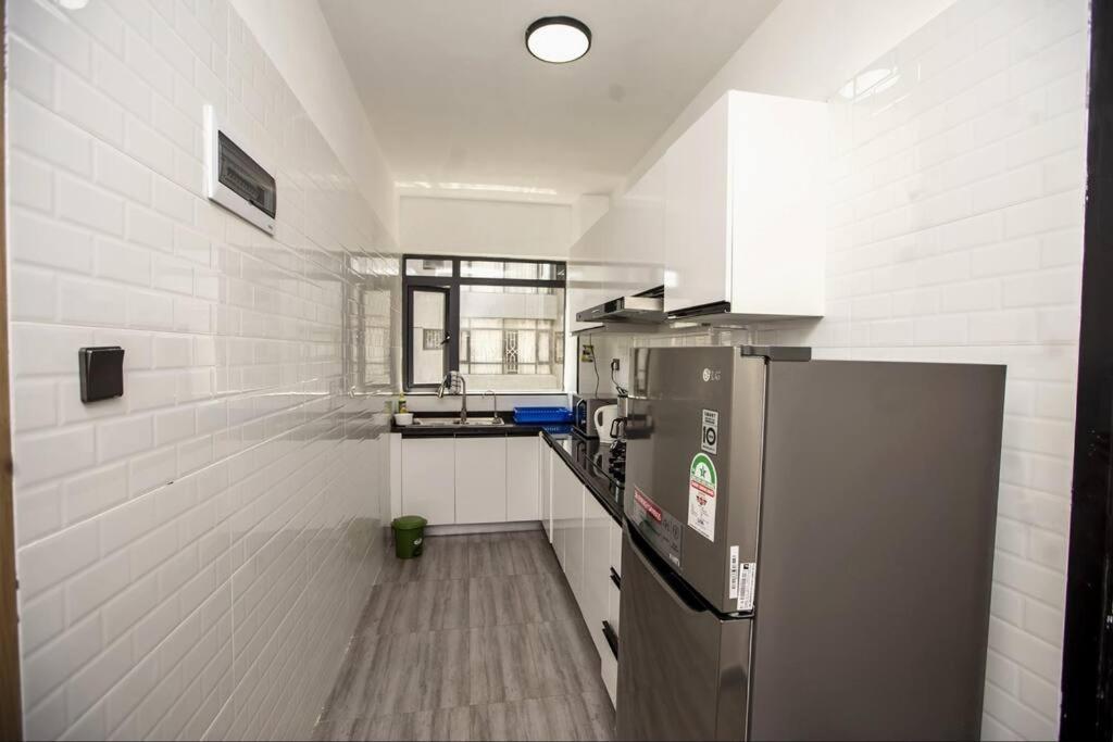 Apartment Modern Oasis In The Heart Of Kilimani: Your Ideal Retreat *