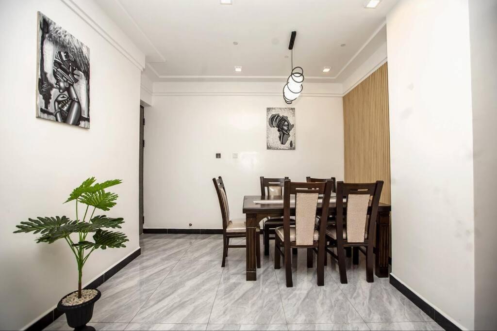 Apartment Modern Oasis In The Heart Of Kilimani: Your Ideal Retreat Nairobi