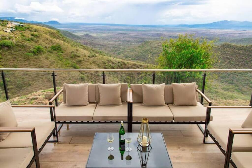 Glass House At Champagne Ridge By Yourhost Nairobi