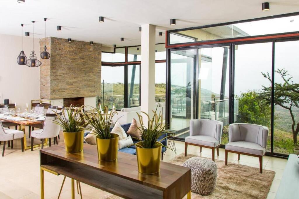 Glass House At Champagne Ridge By Yourhost Nairobi