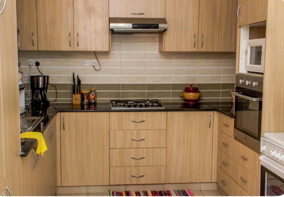Nula - Convenience Away From Home- 2 Bedrooms Near Wilson Airport