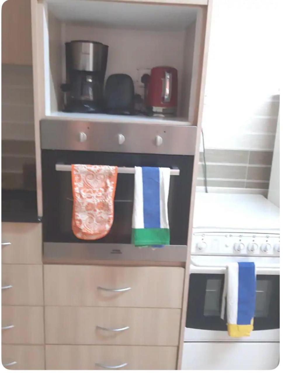 Apartment Nula - Convenience Away From Home- 2 Bedrooms Near Wilson Airport