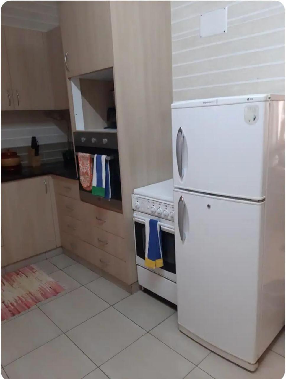 Nula - Convenience Away From Home- 2 Bedrooms Near Wilson Airport Apartment *