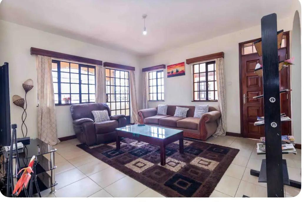 Apartment Nula - Convenience Away From Home- 2 Bedrooms Near Wilson Airport